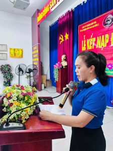 z7240132050941_d44ce2e47632d2399cc18f6e0d687b7f